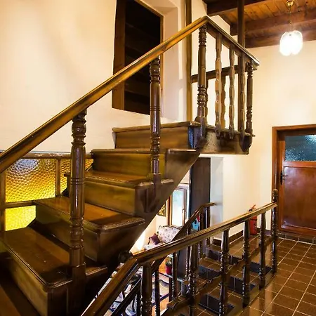 Villa Yaprak Dag Evi
