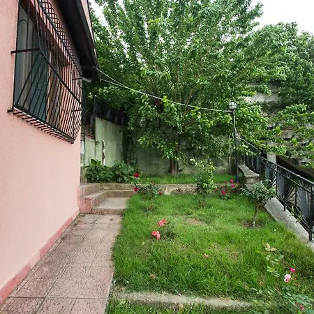 Yaprak Dag Evi Sapanca